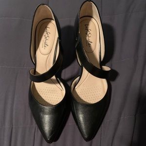 Black Pumps- Life Stride
